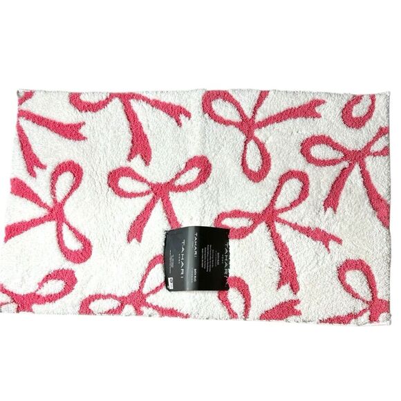 TAHARI Coquette Bow Bath Mat 21” X 34” - Picture 1 of 5